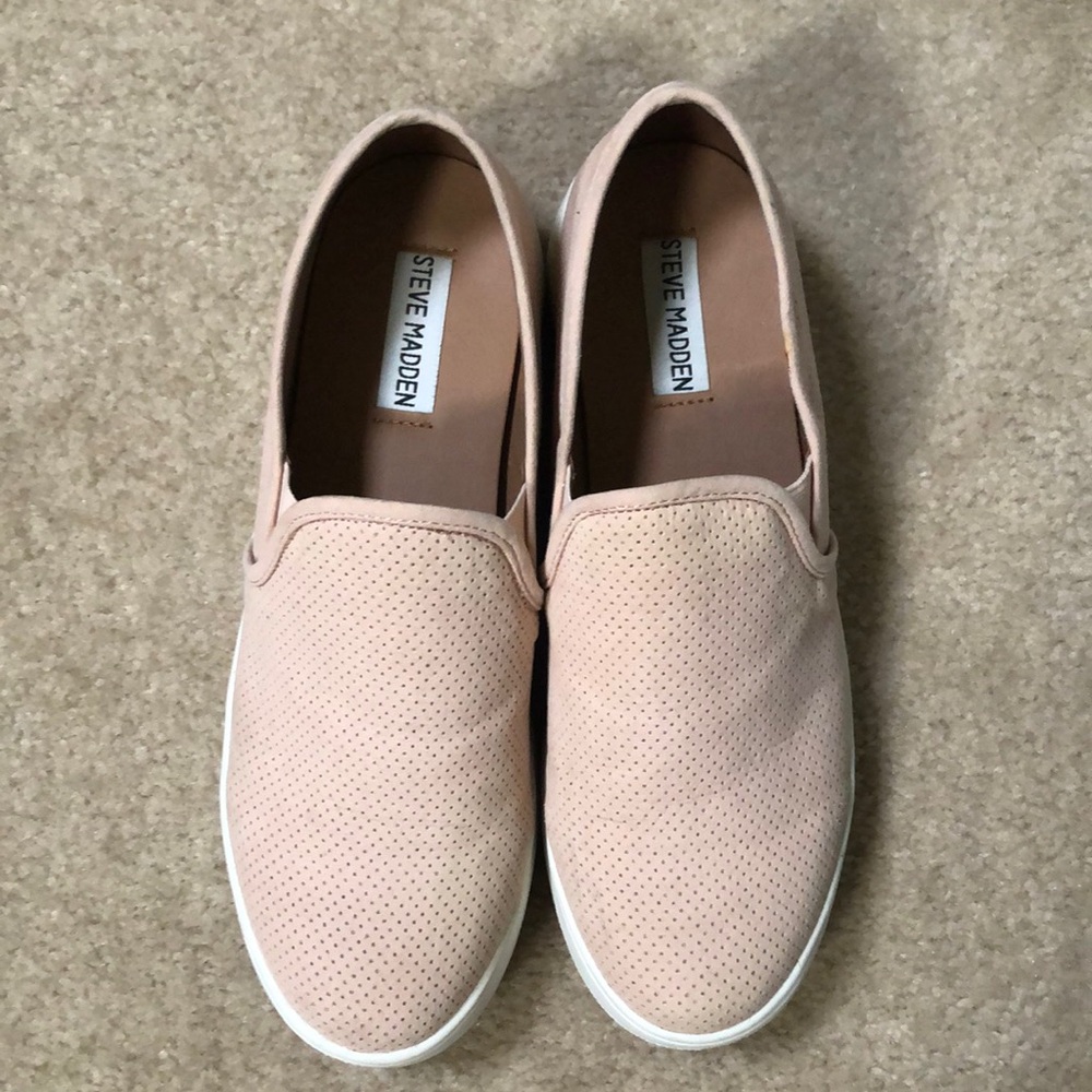 Steve Madden Gracy Pink Slip on size 9. Great Shape!